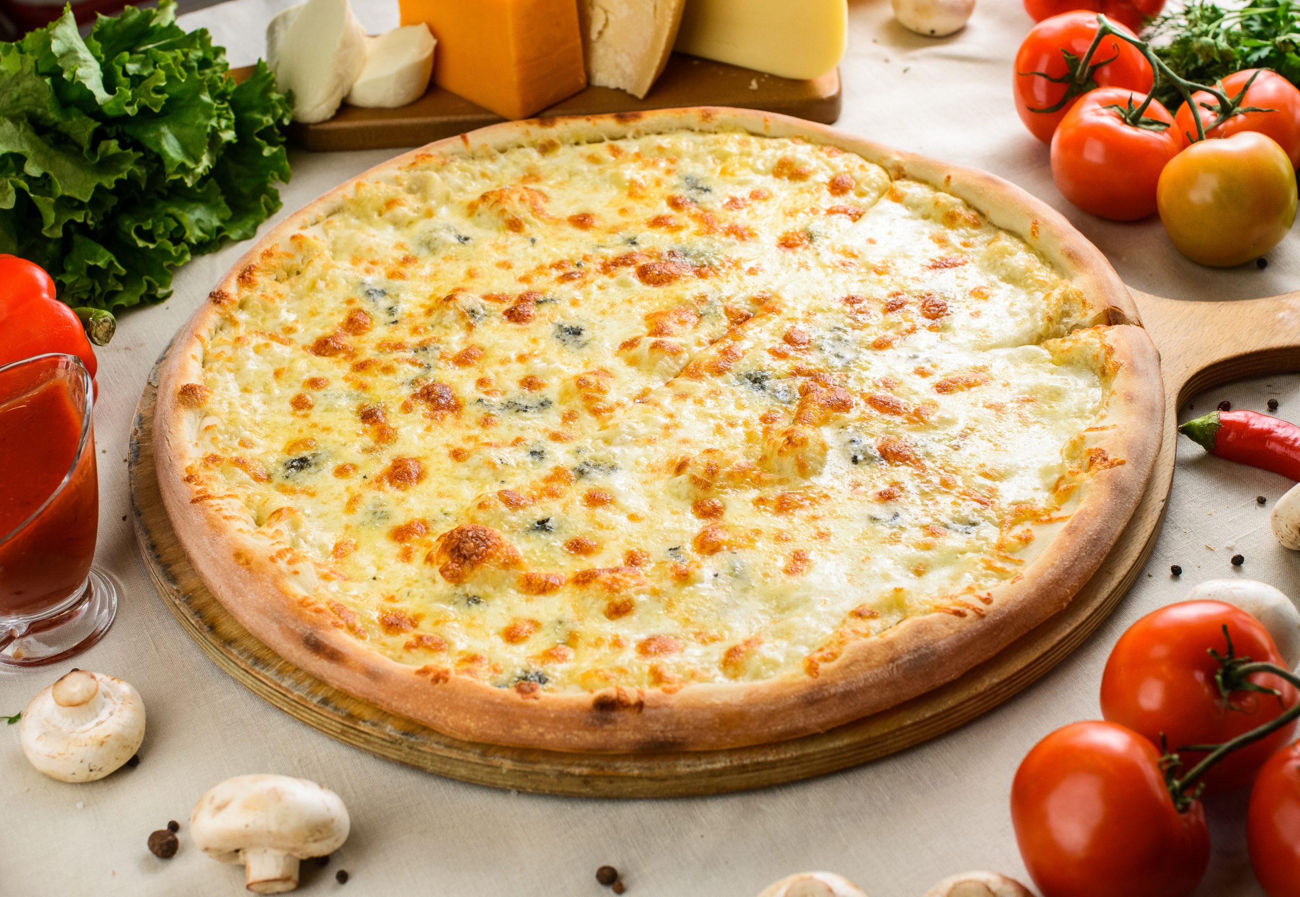 как делать пиццу четыре сыра в домашних условиях фото 8